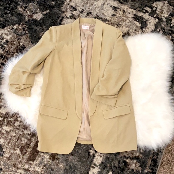 Pink Lily Jackets & Blazers - PinkLily Blazer size small